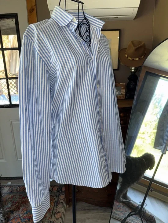 Camo Blue & White Striped Women's Button-Down Shirt - Picture 6 of 7